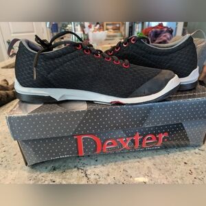Dexter Men's Roger black and red right-hand bowling shoes. Size 8